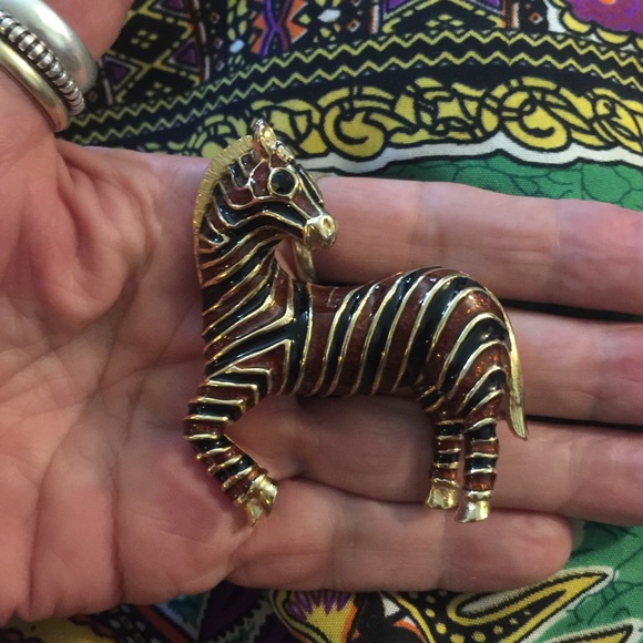 Carlisle Jewelry - Golden Zebra Brooch